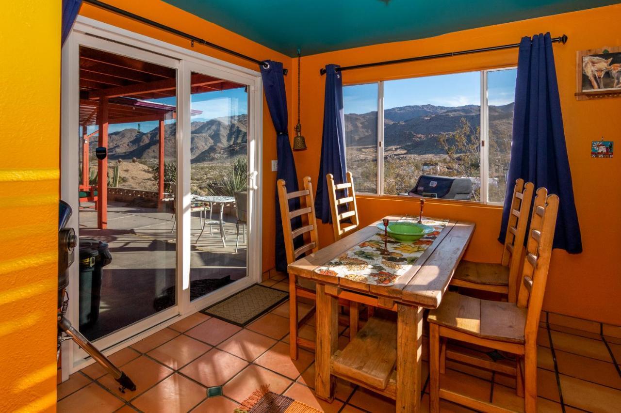 טוונטיניין פאלמס Chuck'S Cabin In A Joshua Tree Community מראה חיצוני תמונה